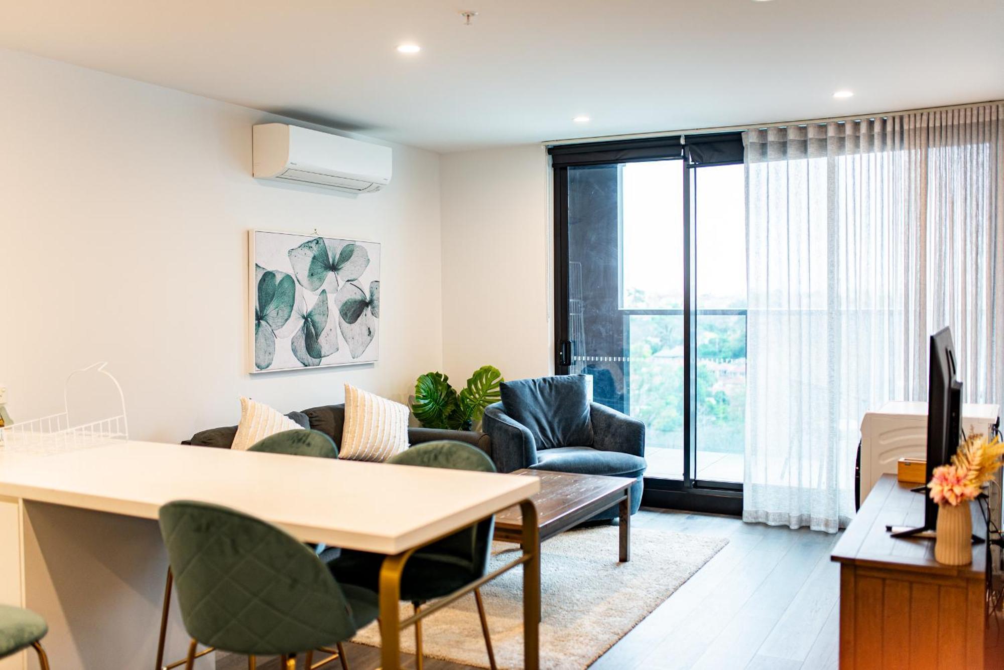 Apartment Next To Public Station, Boxhill Central, 2 Bedrooms, Free Parking And Wifi Box Hill Bagian luar foto